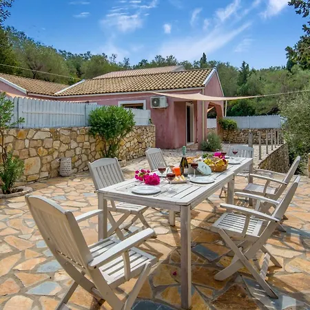 Dive Into Summer - Kirki's Cozy Pool Gem On Paxoi Σπίτι διακοπών Ιερομόναχος