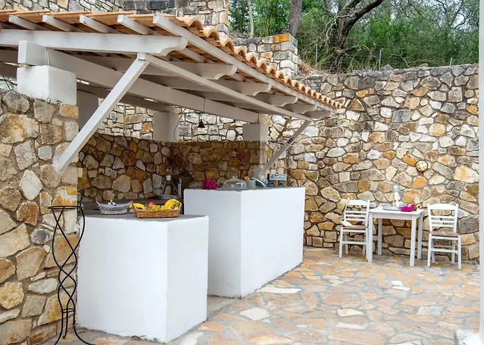 Dive Into Summer - Kirki's Cozy Pool Gem On Paxoi *