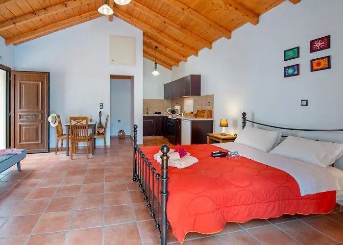 Dive Into Summer - Kirki's Cozy Pool Gem On Paxoi